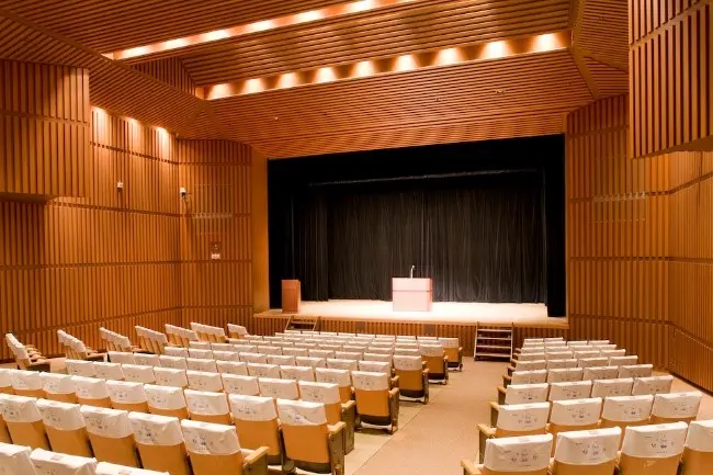 滋賀県立文化産業交流会館